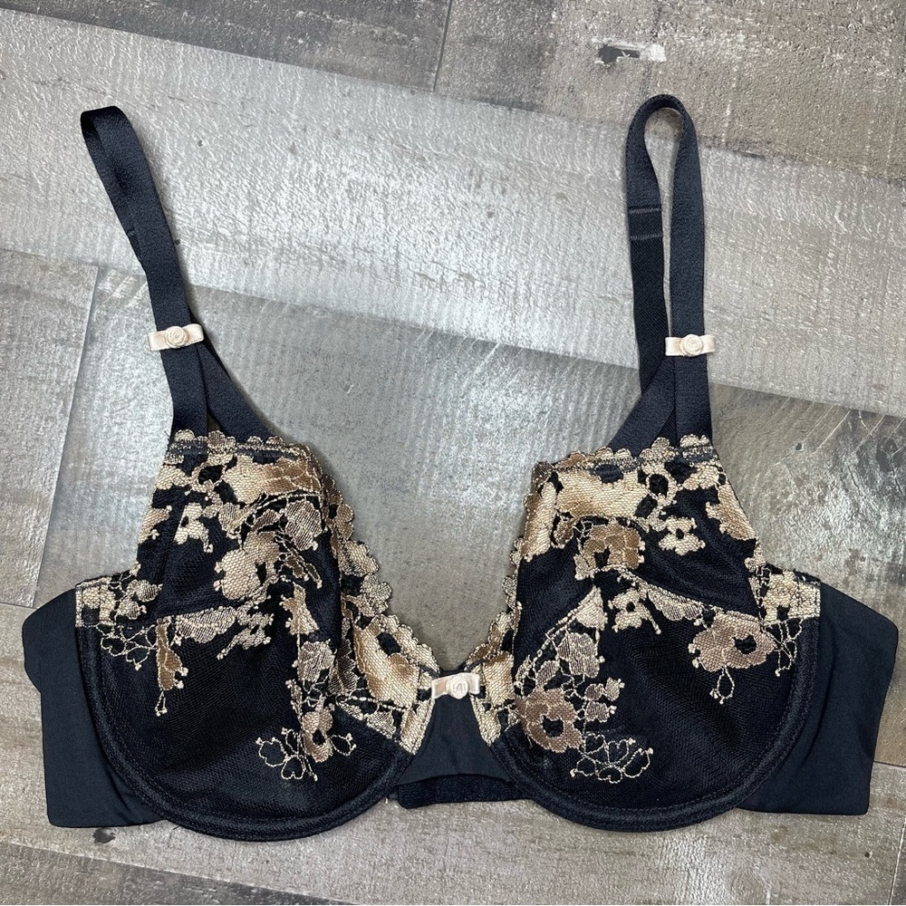 Wacoal Opulence Embroidered Bra 34D